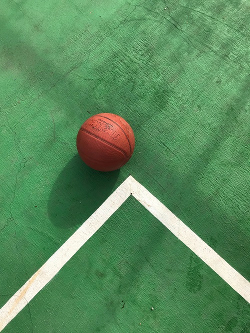 Ako vybrať správny basketbalový kôš